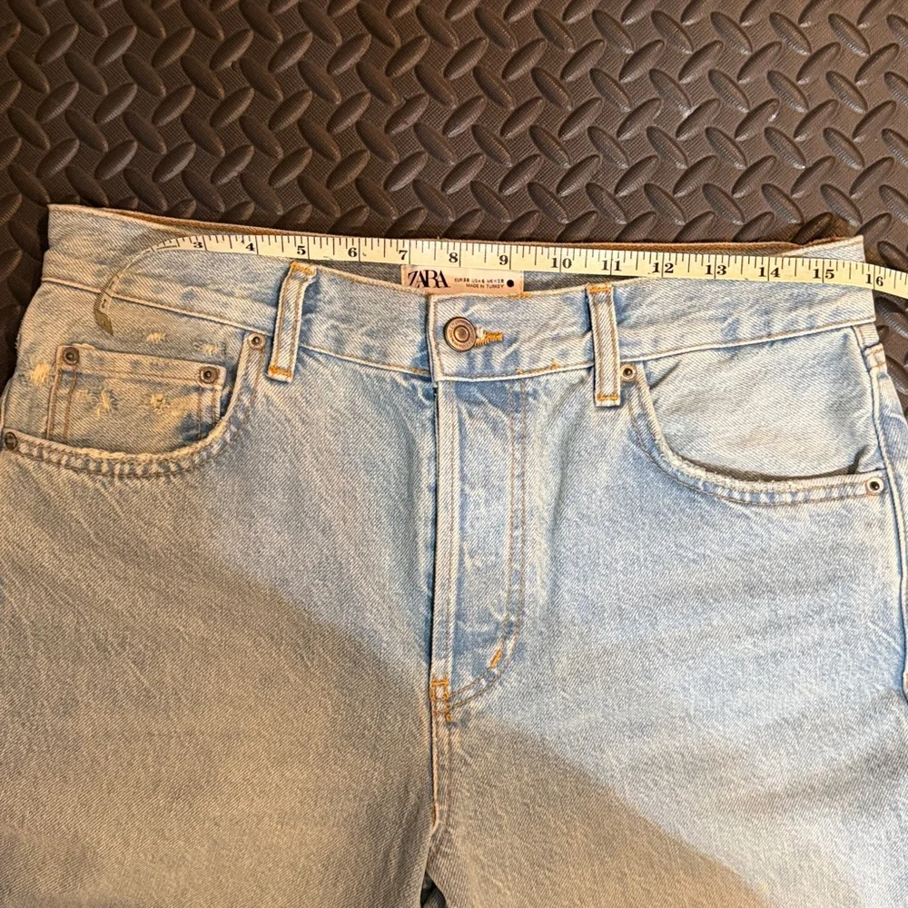 Zara Light Blue Boyfriend Jeans - Picture 4 of 6